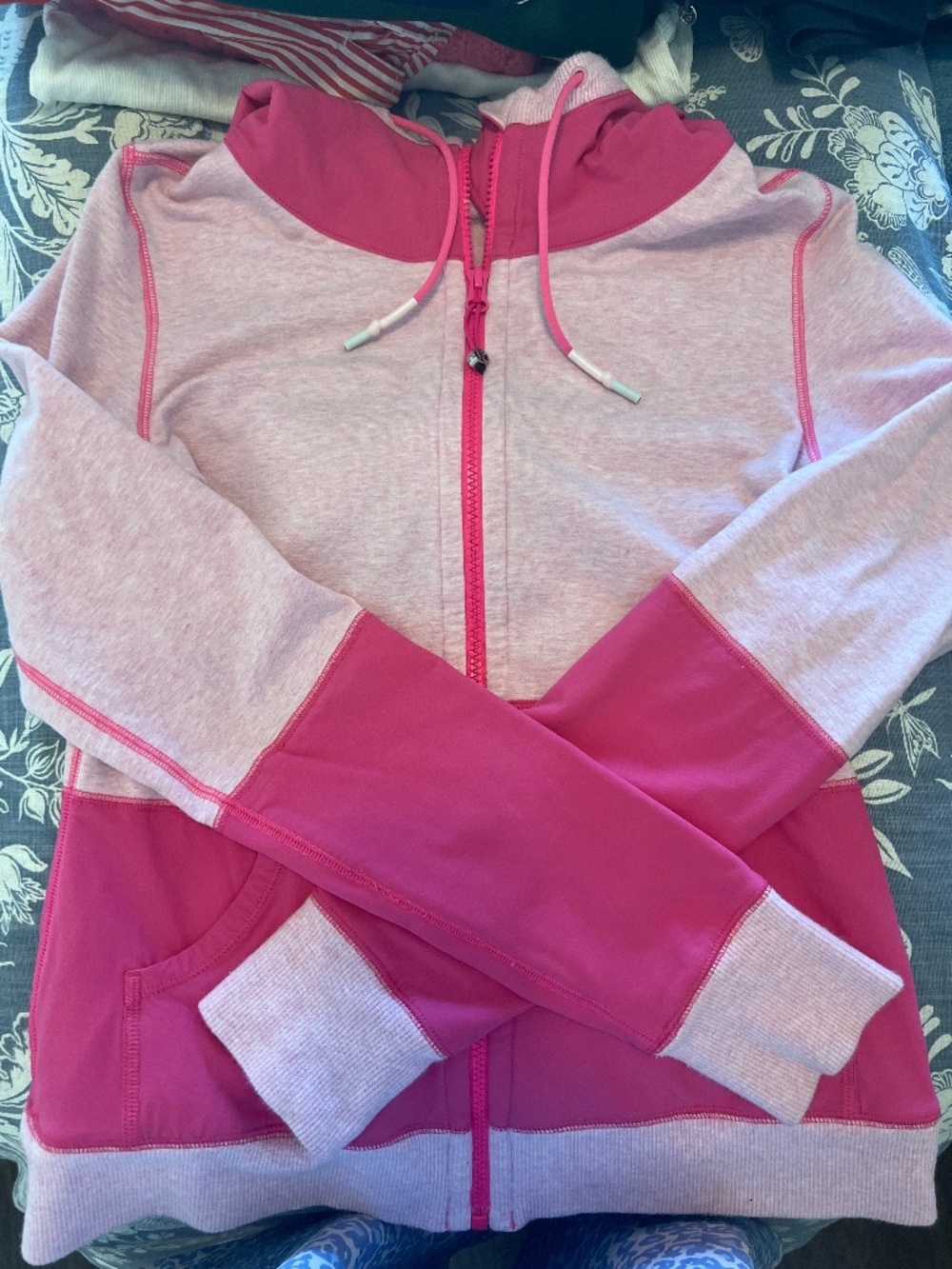 Lulu Athletica Voyage Hoodie